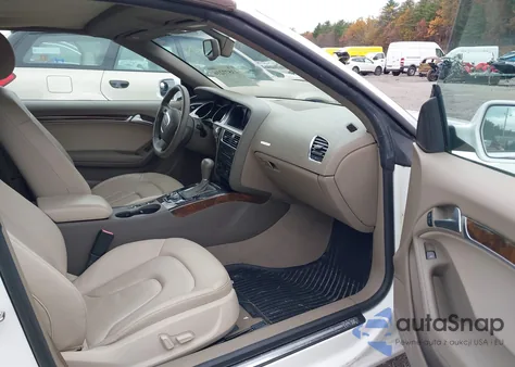 2011 Audi A5 2.0T Premium из США, поврежденный, VIN WAULFAFH2BN004889